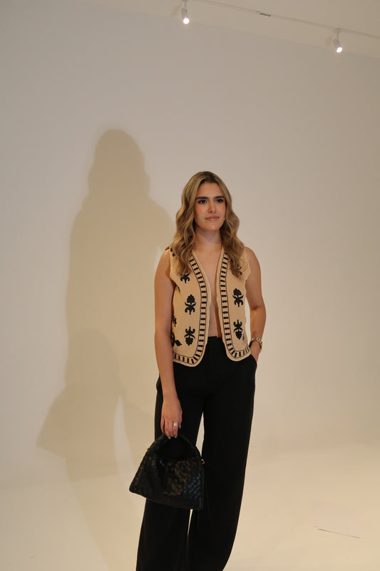 Ezzi Vest